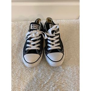 Converse Chuck Taylor’s